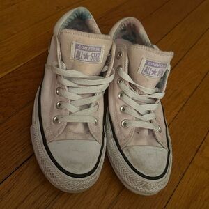 Converse Pale Pink Chuck Taylor Sneakers